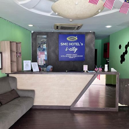 Oyo 90894 Hotel Smc I-City Σαχ Αλάμ Εξωτερικό φωτογραφία
