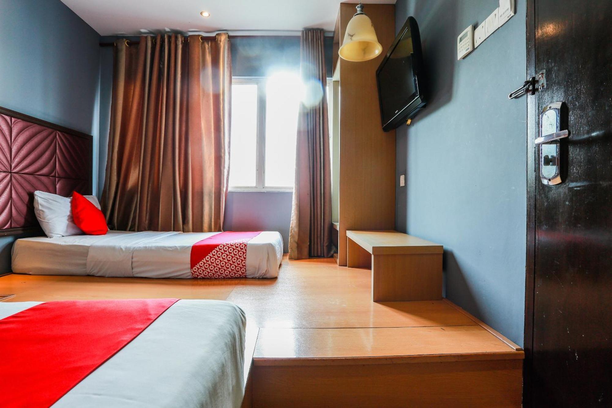 Oyo 90894 Hotel Smc I-City Σαχ Αλάμ Εξωτερικό φωτογραφία
