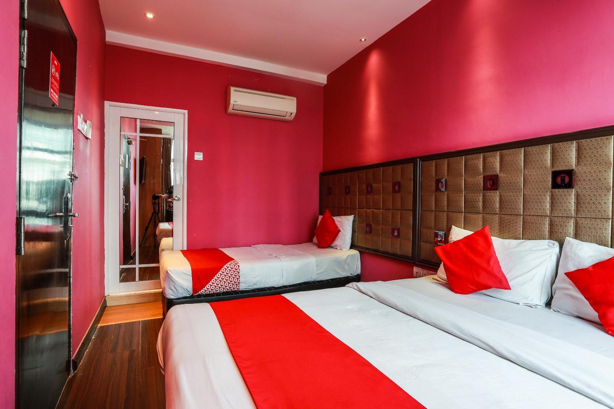 Oyo 90894 Hotel Smc I-City Σαχ Αλάμ Εξωτερικό φωτογραφία