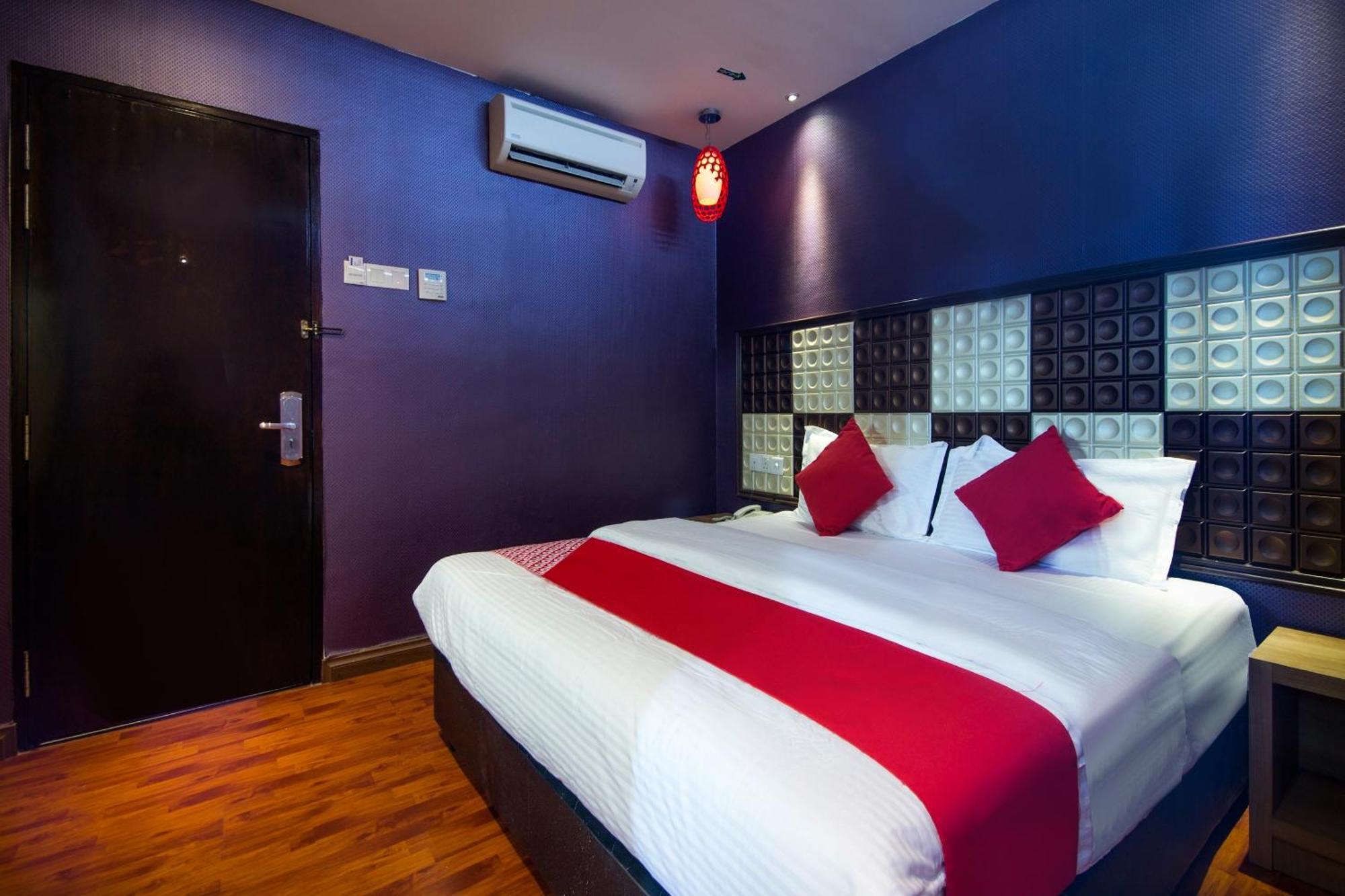 Oyo 90894 Hotel Smc I-City Σαχ Αλάμ Εξωτερικό φωτογραφία